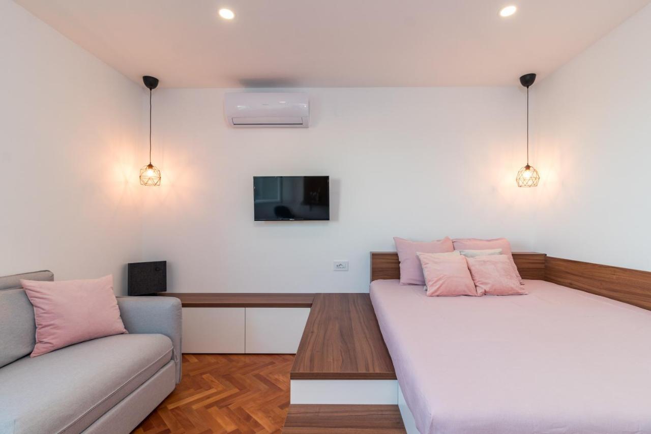 Top Floor Modern Apartment With Incredible Views Pula Zewnętrze zdjęcie